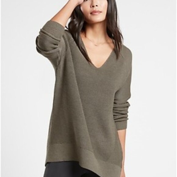 Athleta Hanover V-Neck Sweater in Mountain Olive Heather-  Women’s Size Large - Picture 1 of 17